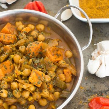 Vegan chickpea curry recipe