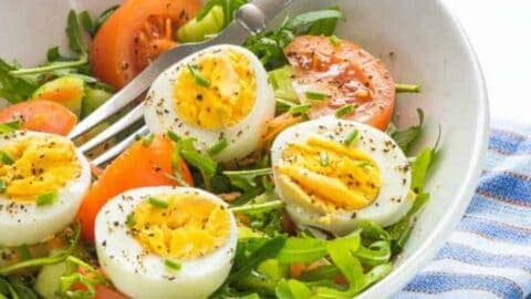 Egg Leafy Green Salad (Low Carb, Keto, No Mayo) - That Girl Cooks