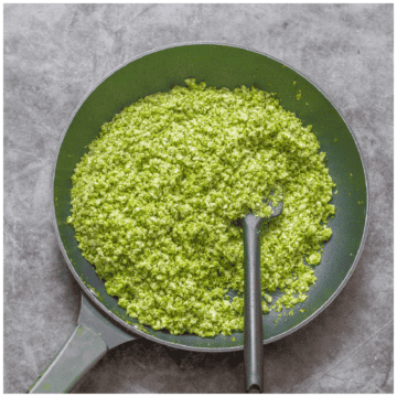 broccoli rice in a frying pan