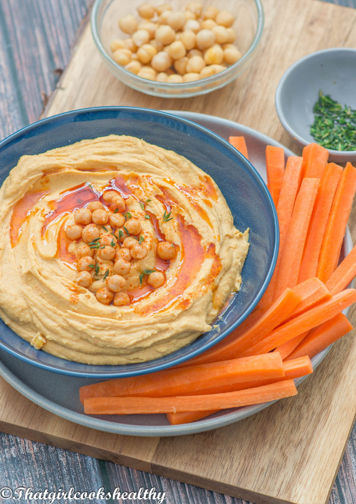 Hummus with the carrots